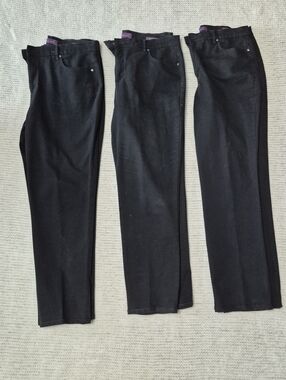 EUC 3 Black Gloria Vanderbilt Jeans 16 - 16W Bundle
